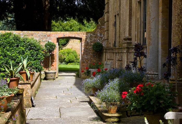 Tintinhull NT House and Gardens